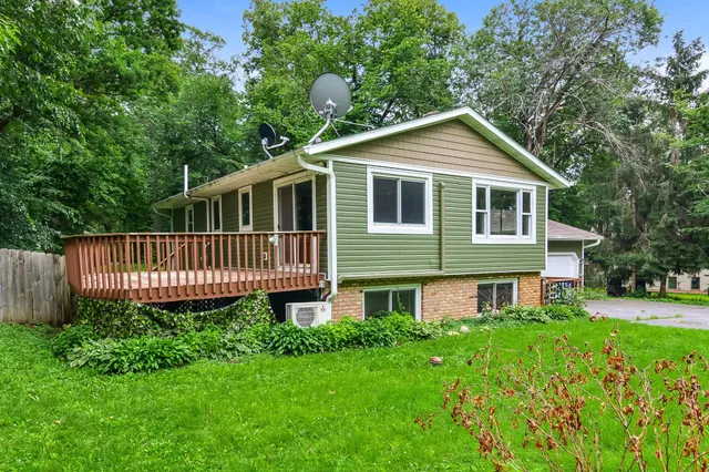 $290,000 | 7952 Braddock Avenue Northeast, Monticello, MN 55362