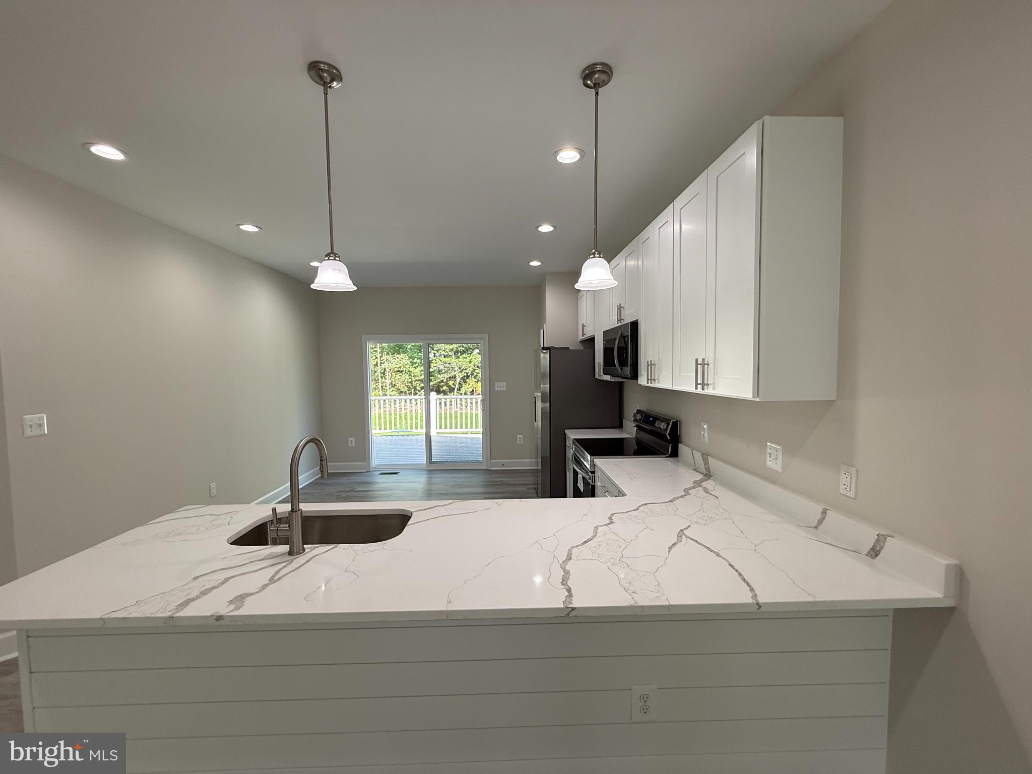 175 Wildwood Road Colonial Beach, VA 22443 - Photo 8 of 41