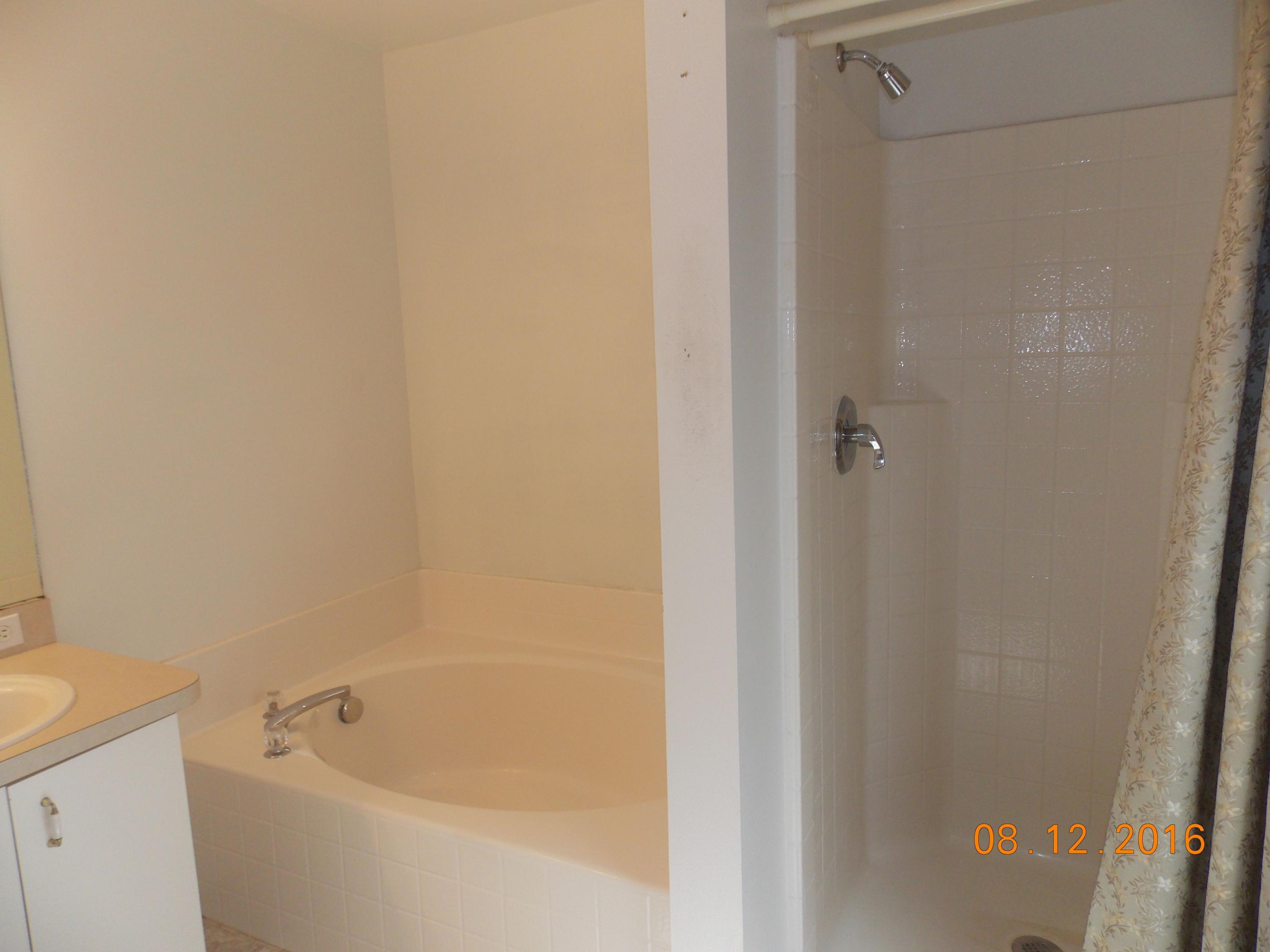 2086 Southwest Certosa Road Port St. Lucie, FL 34953 - Photo 16 of 32 Master Bath