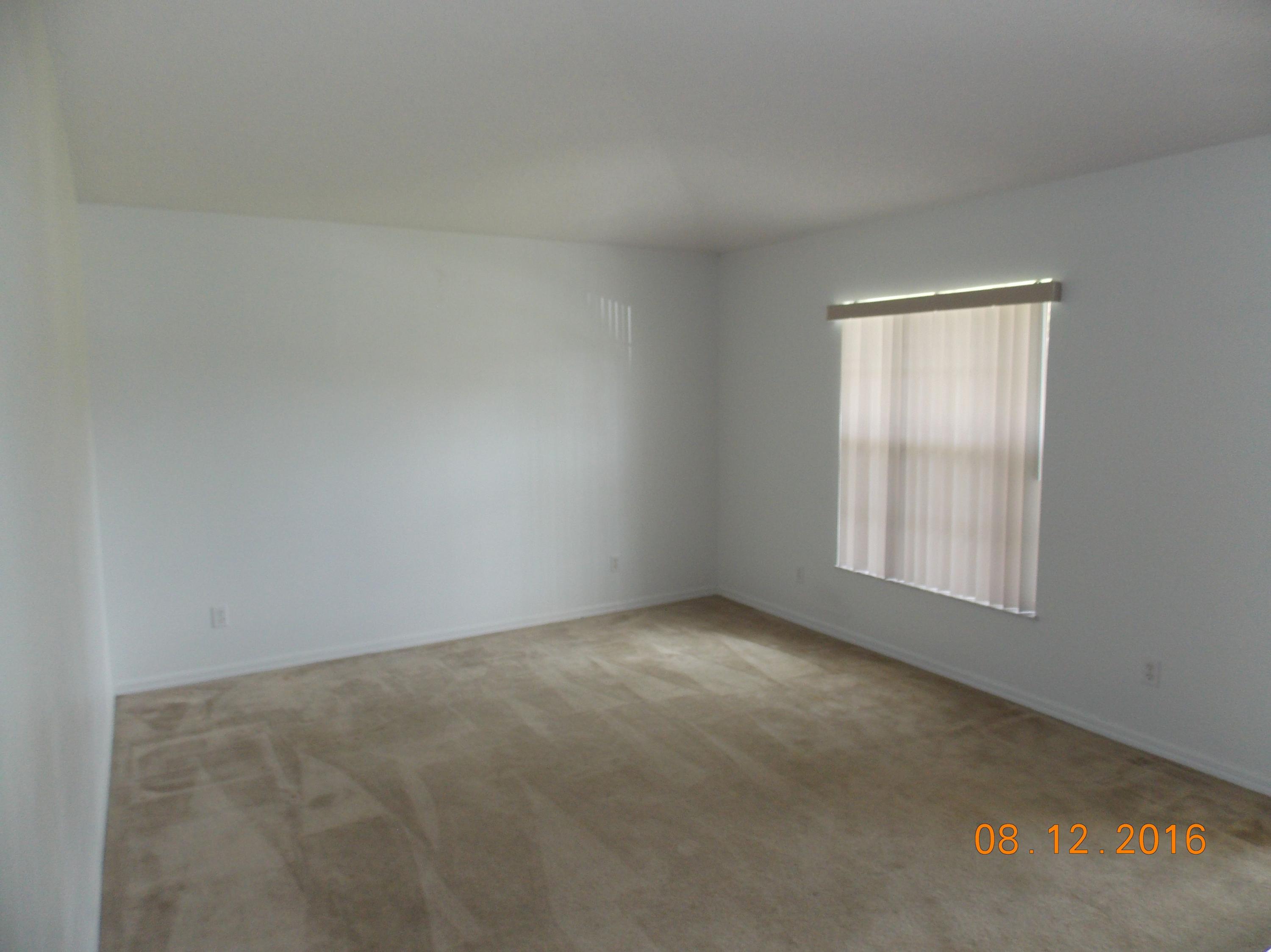 2086 Southwest Certosa Road Port St. Lucie, FL 34953 - Photo 4 of 32 Living Rm