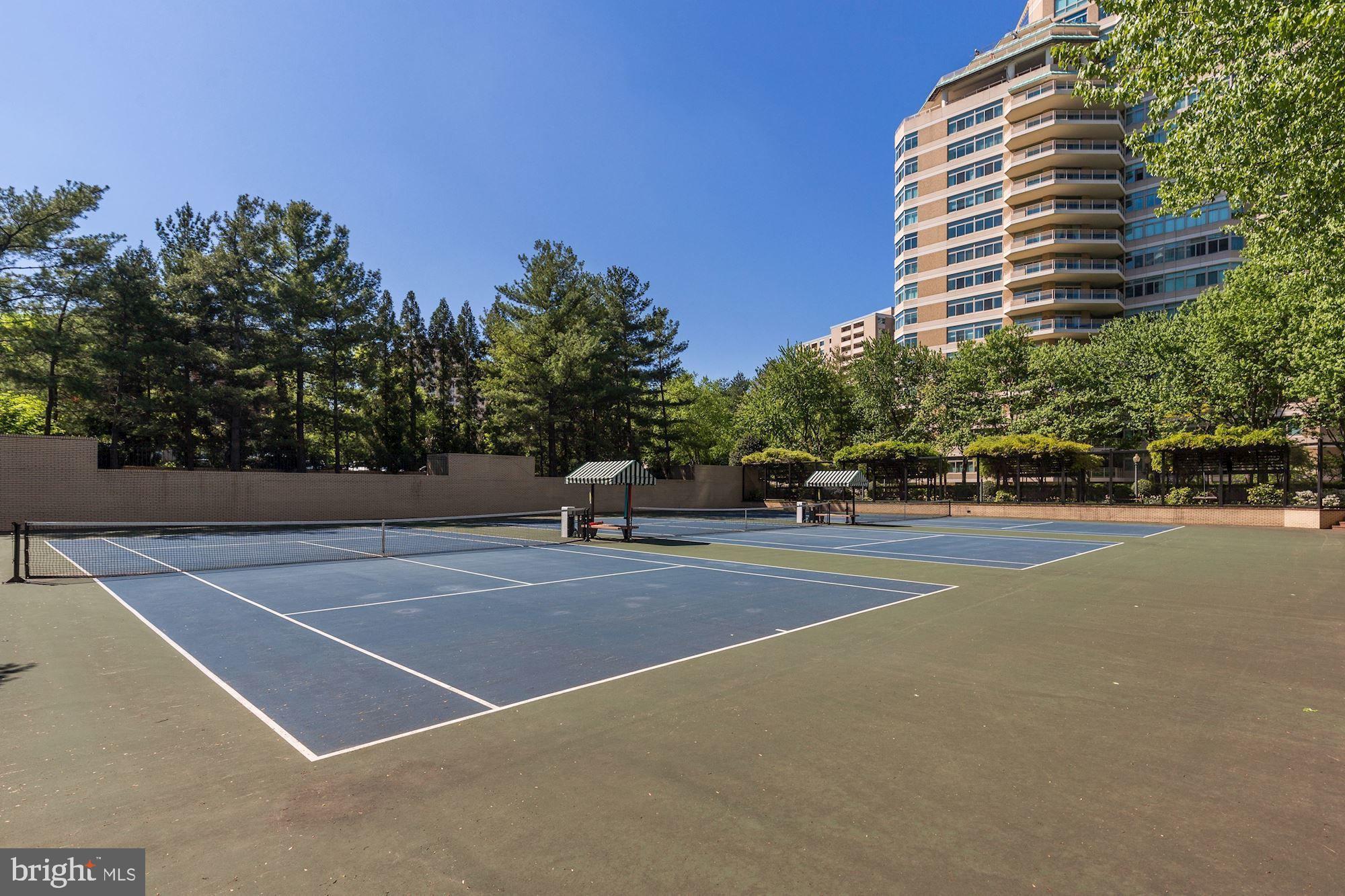 5630 Wisconsin Avenue, Unit 903 Chevy Chase, MD 20815 - Photo 46 of 50 a view of a tennis court