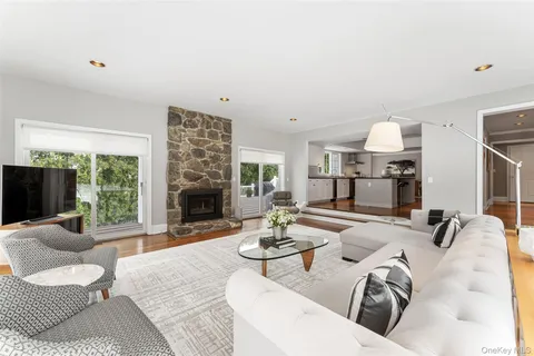 $3,495,000 | 1 Grand Park Avenue, Scarsdale, NY 10583
