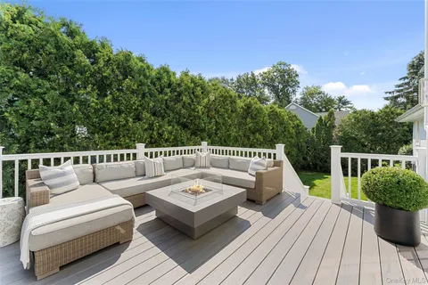 $3,495,000 | 1 Grand Park Avenue, Scarsdale, NY 10583