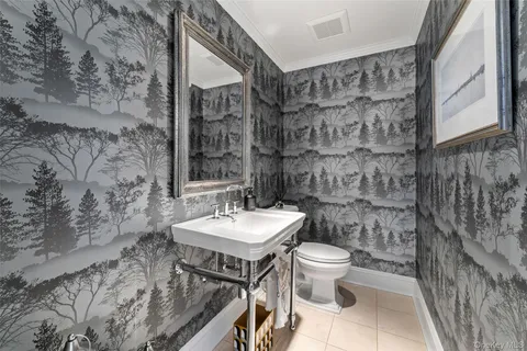 $3,495,000 | 1 Grand Park Avenue, Scarsdale, NY 10583