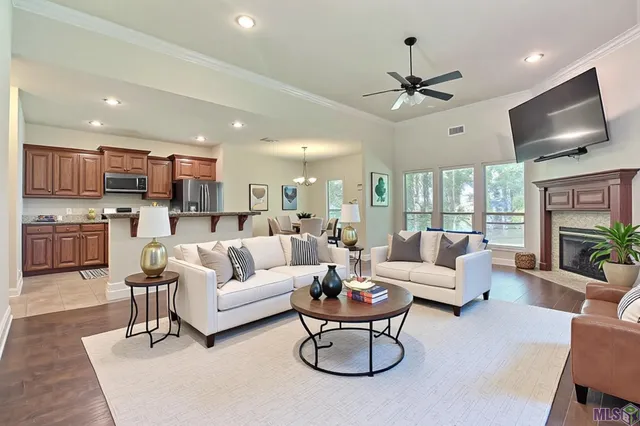 $319,400 | 3200 Orleans Quarters Drive, Brusly, LA 70719