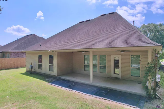 $319,900 | 3200 Orleans Quarters Drive, Brusly, LA 70719