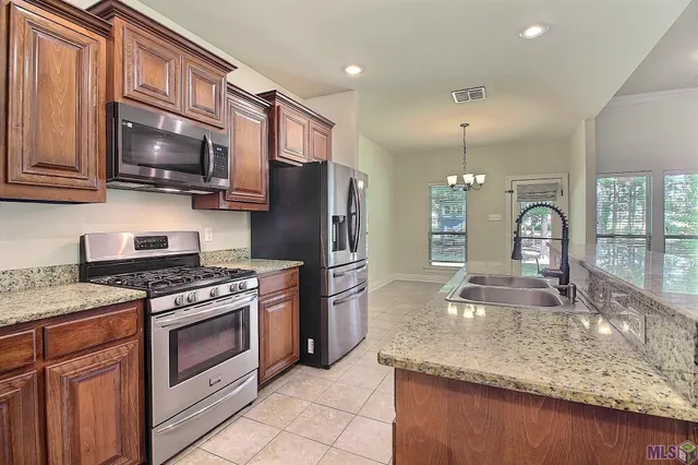 $319,900 | 3200 Orleans Quarters Drive, Brusly, LA 70719