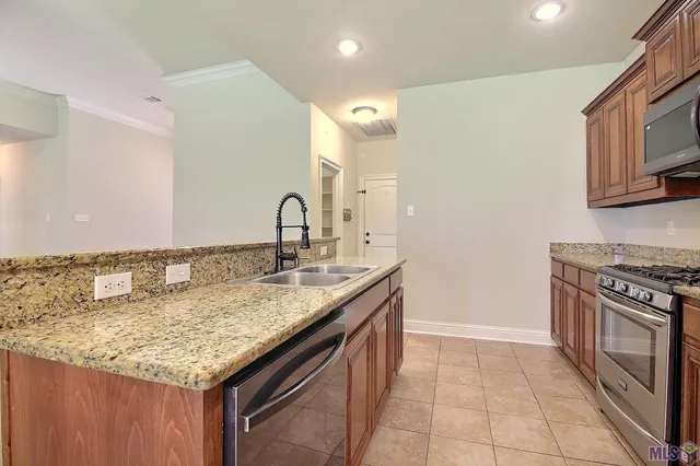 $319,900 | 3200 Orleans Quarters Drive, Brusly, LA 70719