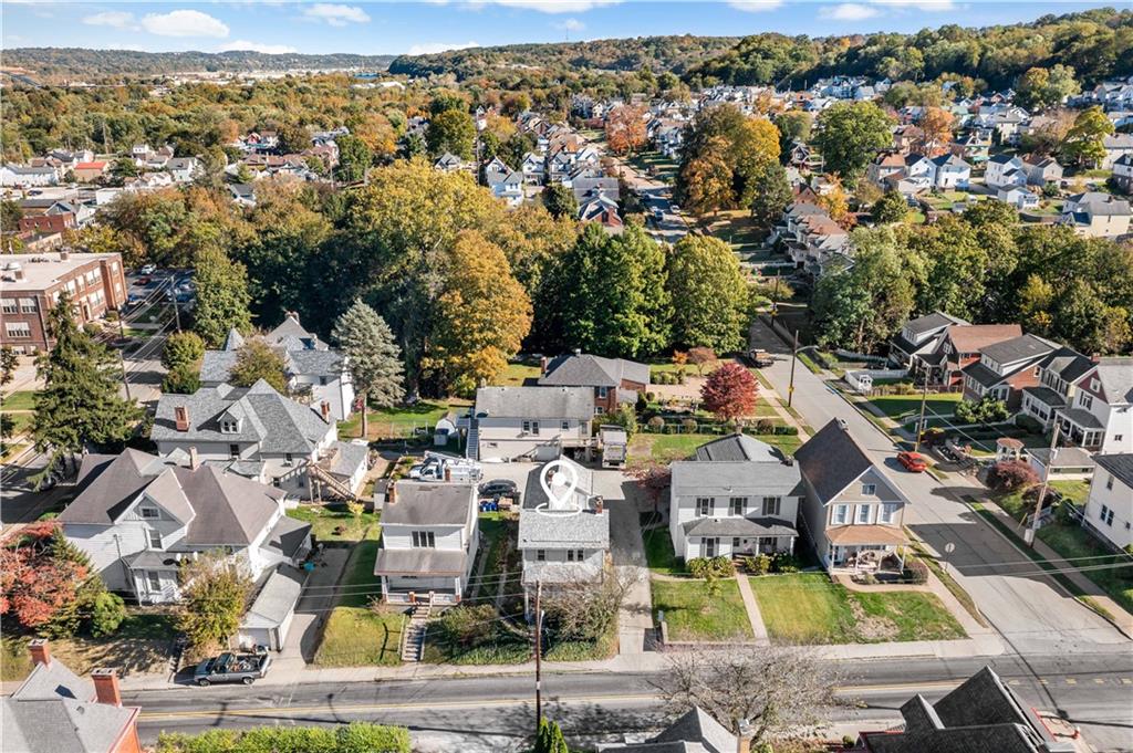 617 Maple Street Coraopolis, PA 15108 - Photo 35 of 38 an aerial view of a city with lots of residential buildings