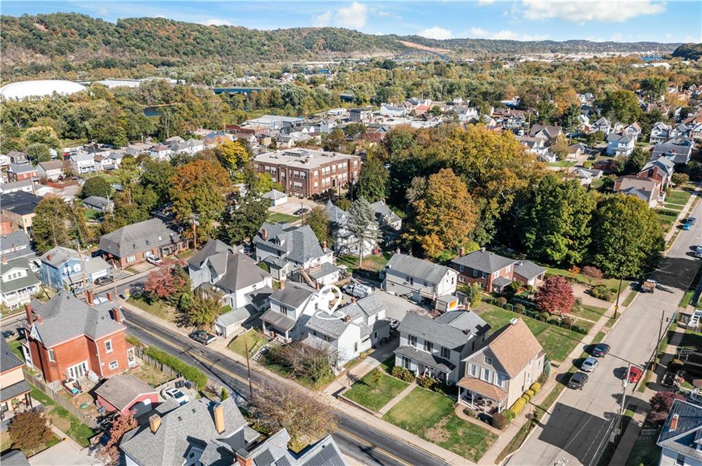 617 Maple Street Coraopolis, PA 15108 - Photo 36 of 38 an aerial view of multiple house