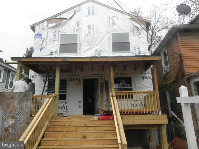 $379,900 | 4605 Burlington Road, Hyattsville, MD 20781