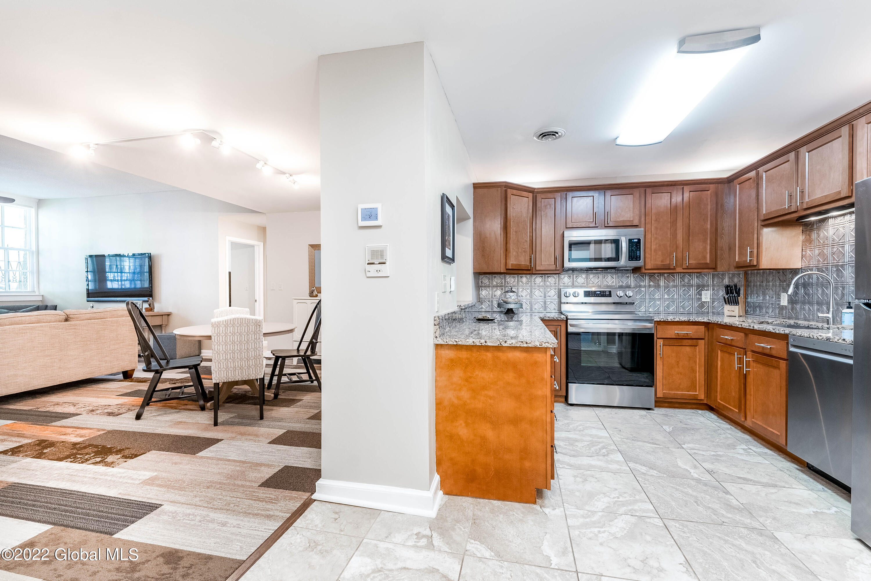 137 Front Street, Unit 106 Schenectady, NY 12305 - Photo 3 of 29 DSC01698-Edit