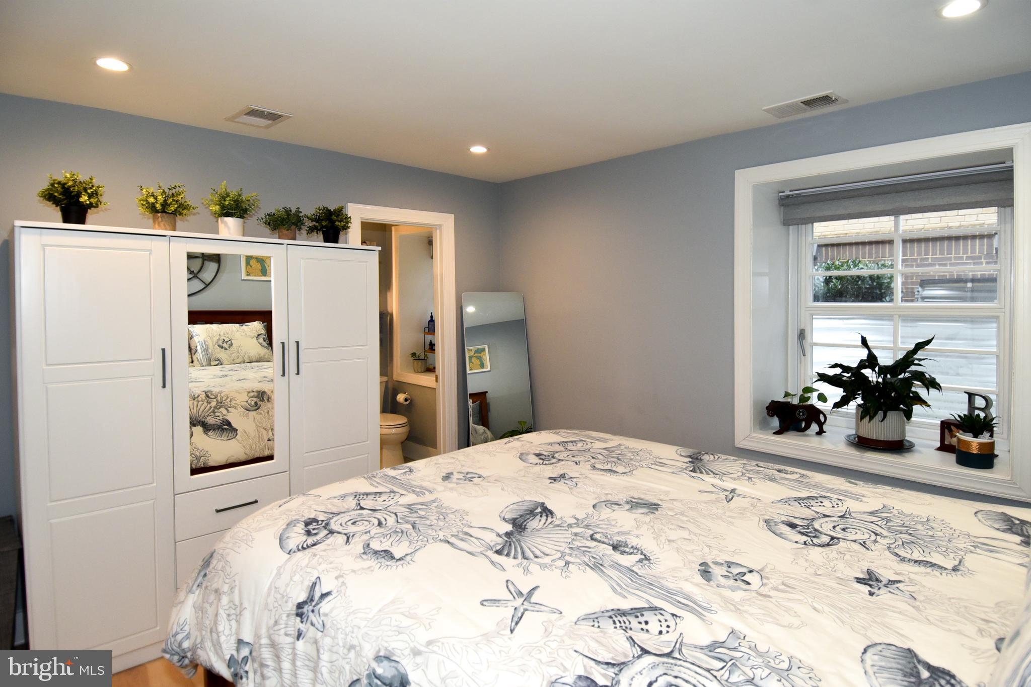 625 Park Road Northwest, Unit C 7 Washington, DC 20010 - Photo 7 of 35