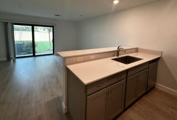 $2,750 | 4208 Napoli Lake Drive, Riviera Beach, FL 33410