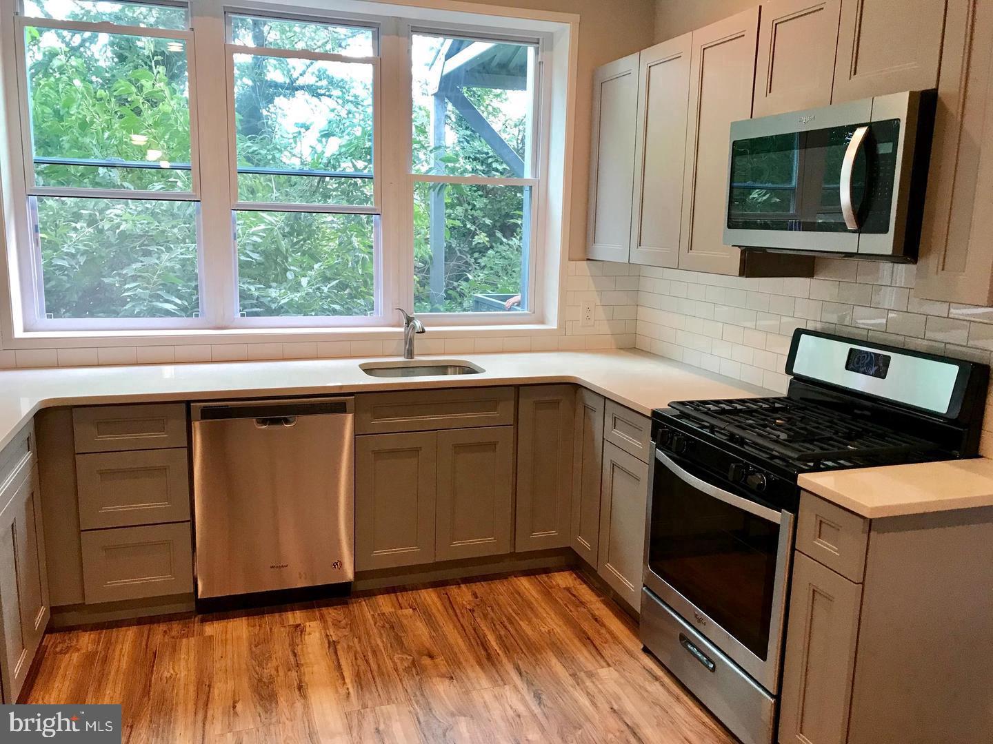 4933 Chestnut Street Philadelphia, PA 19139 - Photo 2 of 9