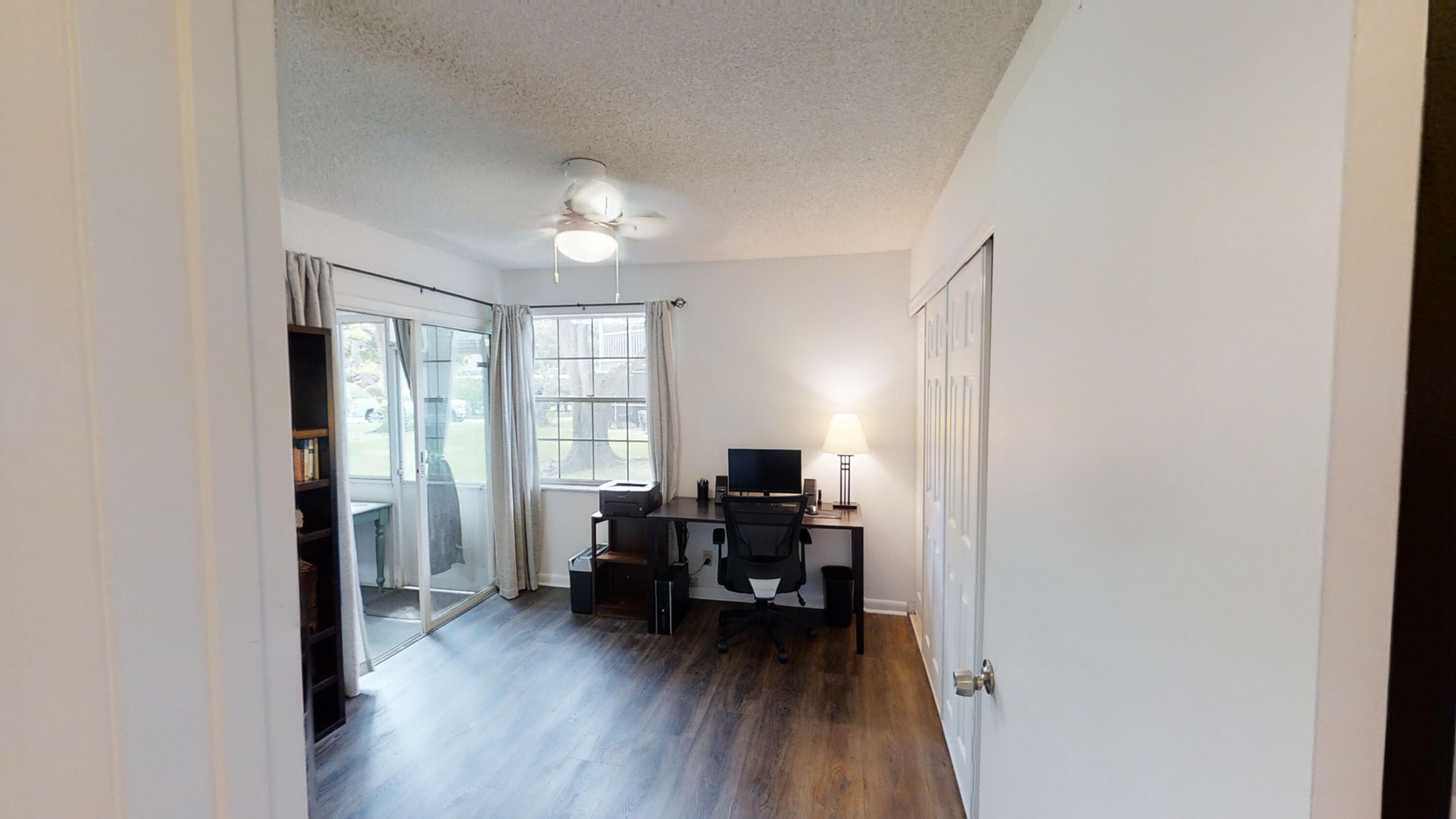 5292 Buckhead Circle, Unit 1030 Boca Raton, FL 33431 - Photo 16 of 26 Guest Bed