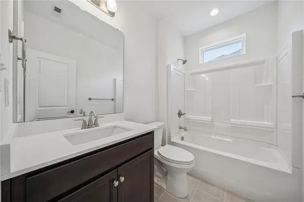 $492,675 | 208 Walton Circle, Aliquippa, PA 15001