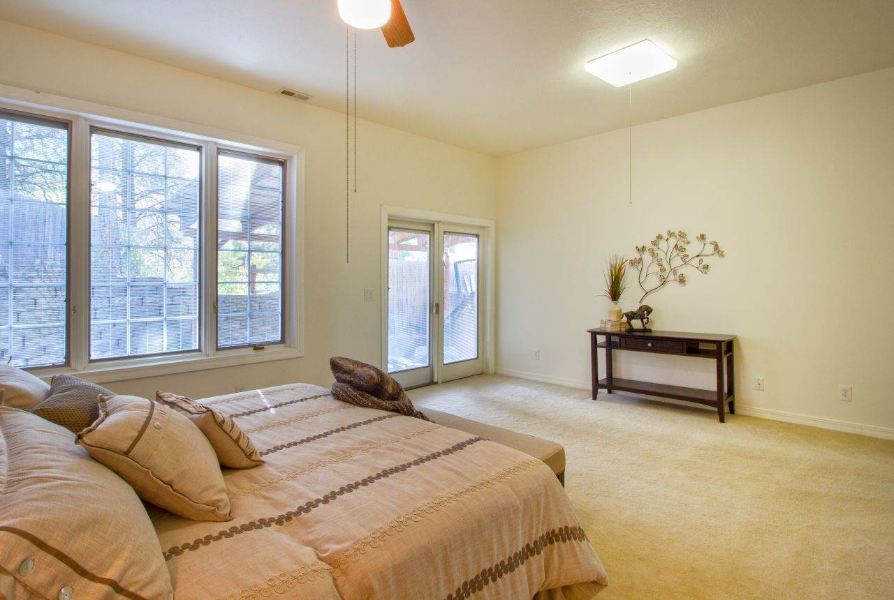 23228 East Henry Road Greenacres, WA 99016 - Photo 14 of 20 Gallery Image 14