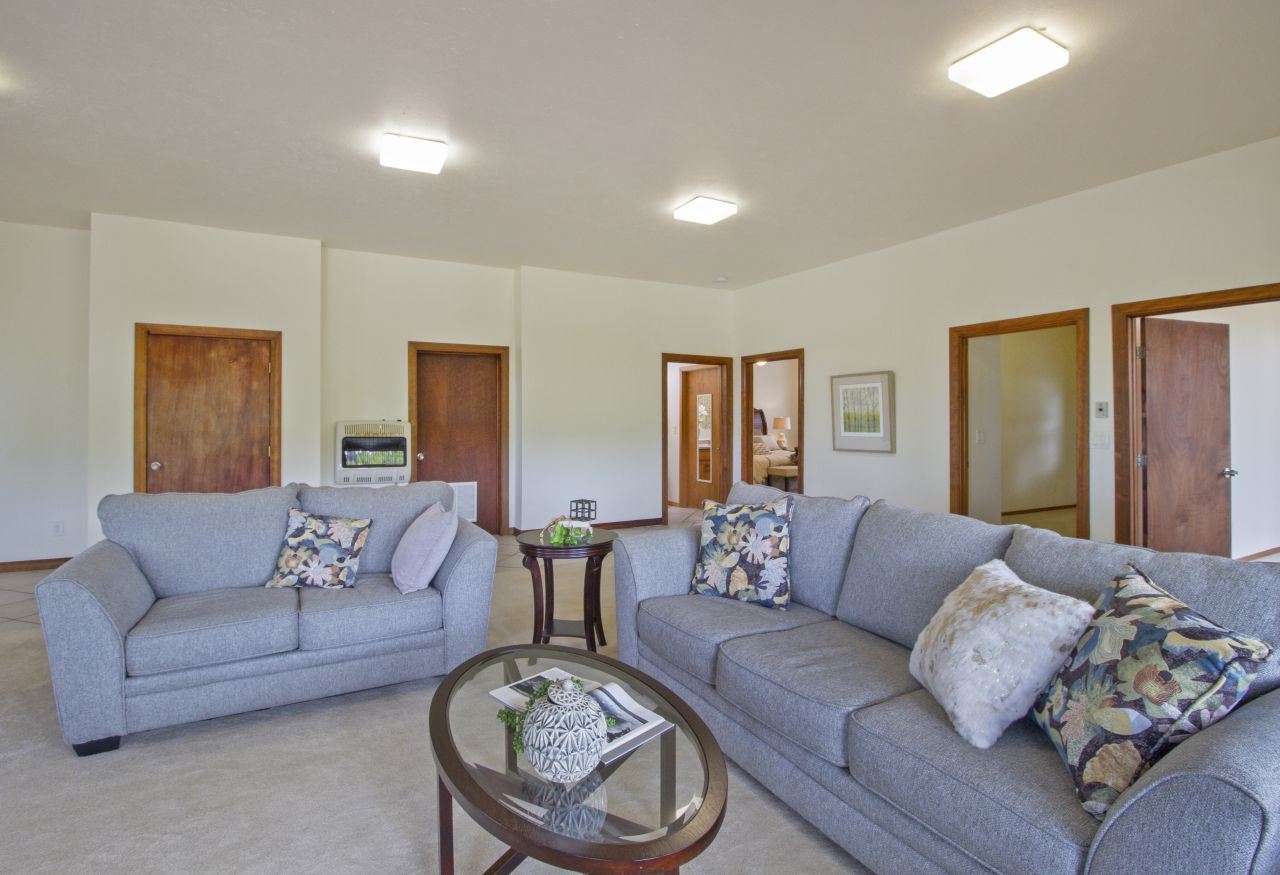 23228 East Henry Road Greenacres, WA 99016 - Photo 6 of 20 Gallery Image 6