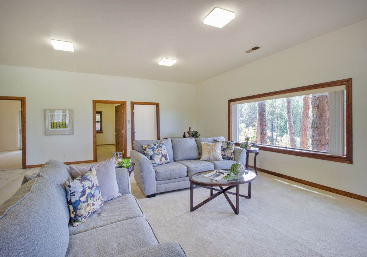 23228 East Henry Road Greenacres, WA 99016 - Photo 8 of 20 Gallery Image 8