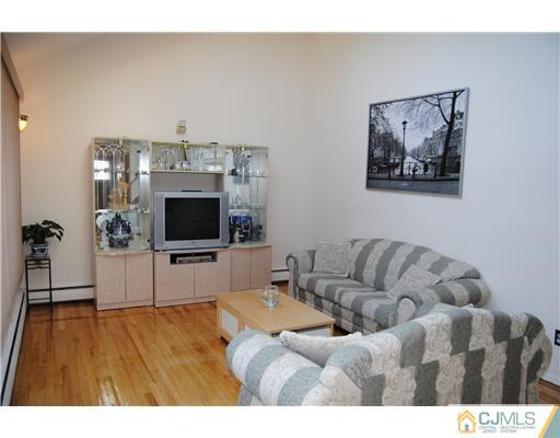 1482 Seneca Road North Brunswick, NJ 08902 - Photo 3 of 16 Gallery Image 3