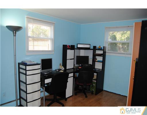 1482 Seneca Road North Brunswick, NJ 08902 - Photo 10 of 16 Gallery Image 10
