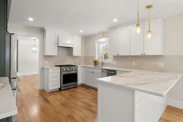 $1,199,000 | 155 Quincy Avenue, Marshfield, MA 02050
