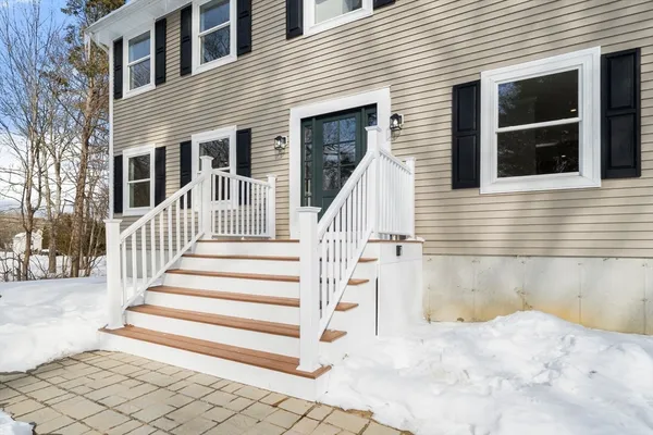 $1,199,000 | 155 Quincy Avenue, Marshfield, MA 02050