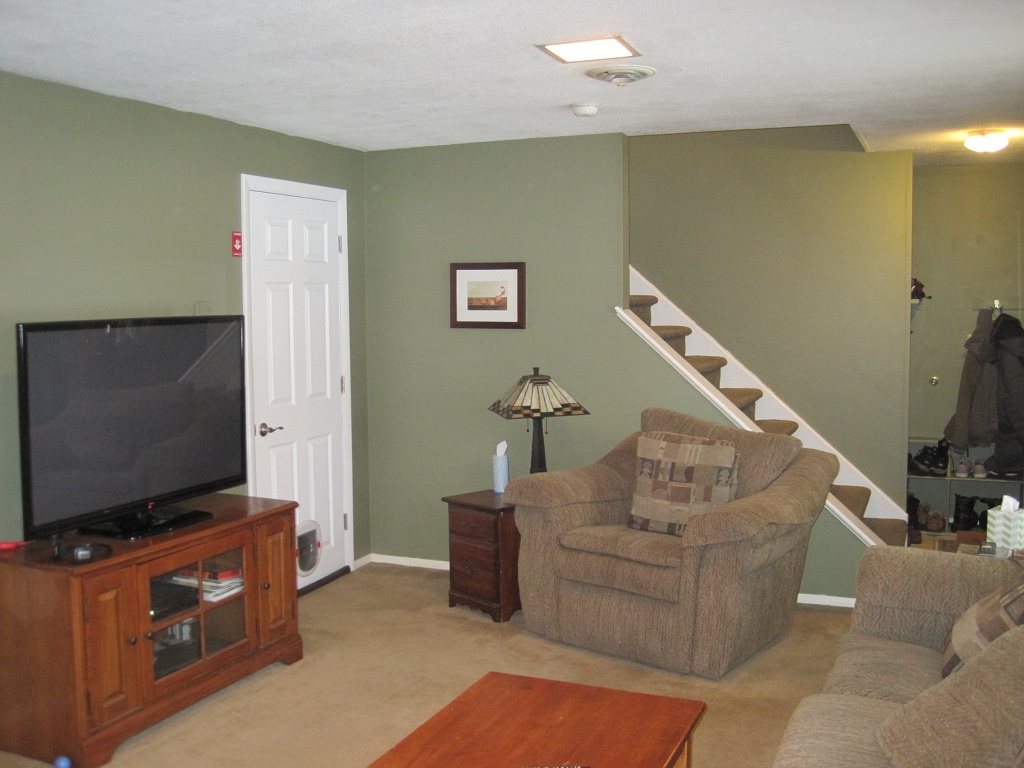 21 Gilson Road Lebanon, NH 03784 - Photo 3 of 12 Gallery Image 3
