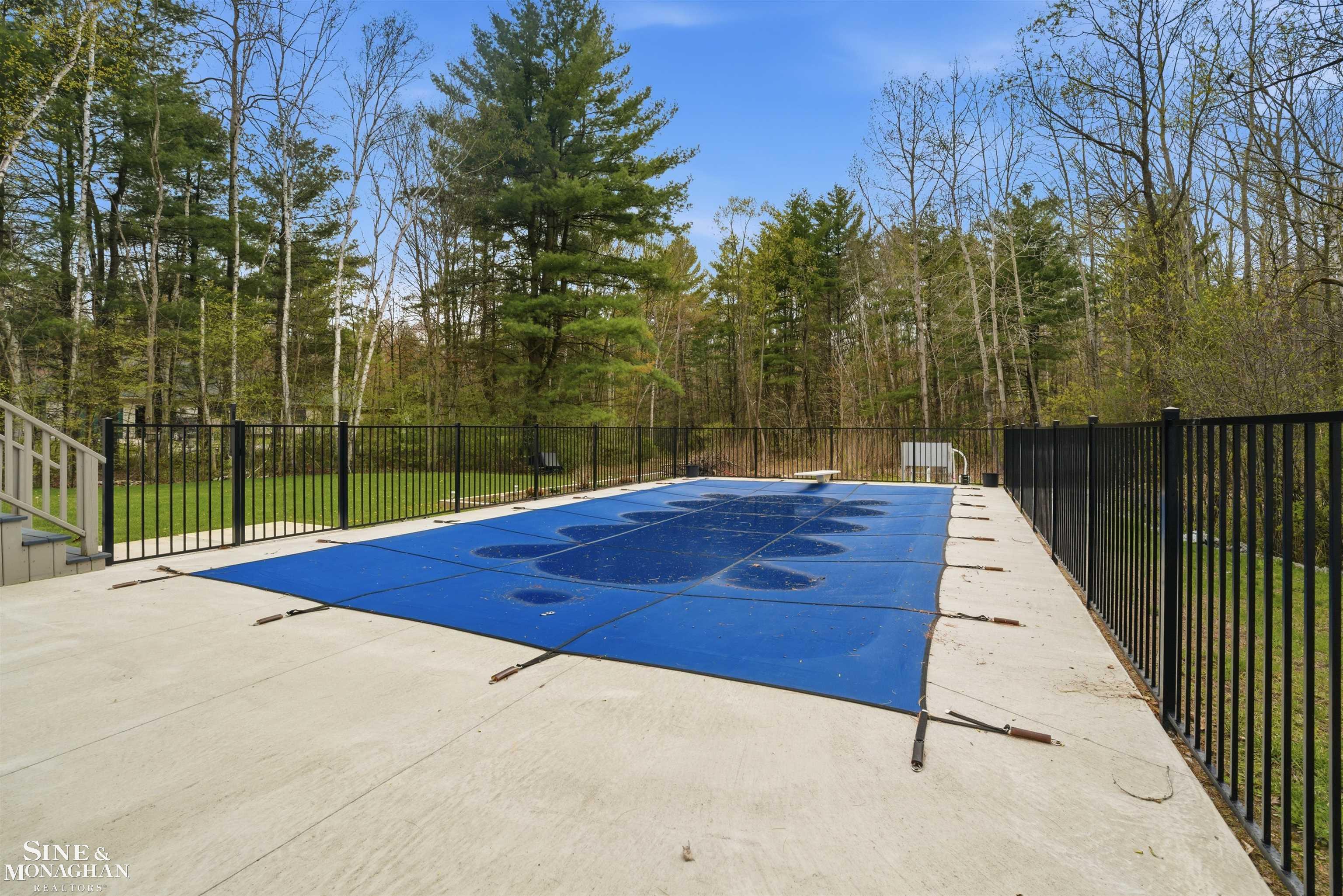 668 South Bartlett Road St. Clair, MI 48079 - Photo 11 of 53