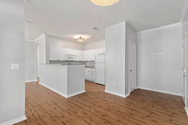 $328,500 | 130 River Landing Drive, Unit 9202, Charleston, SC 29492