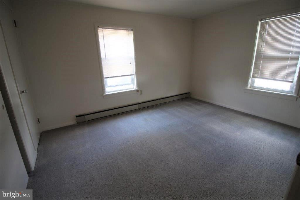 42 B Hatville Road Gordonville, PA 17529 - Photo 4 of 6 an empty room with a window