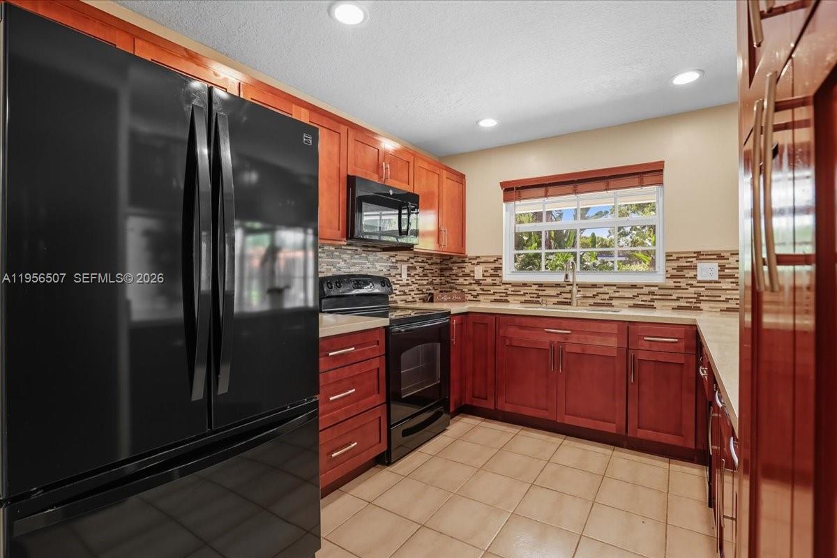 11230 Southwest 59th Place Cooper City, FL 33330 - Photo 12 of 44