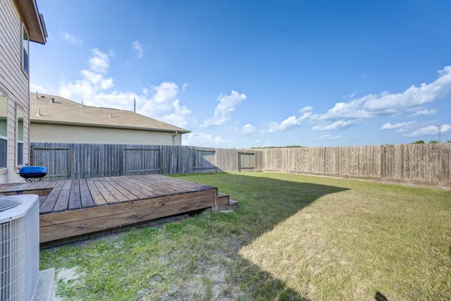 $250,000 | 9818 Yanet Grove Lane, Houston, TX 77044