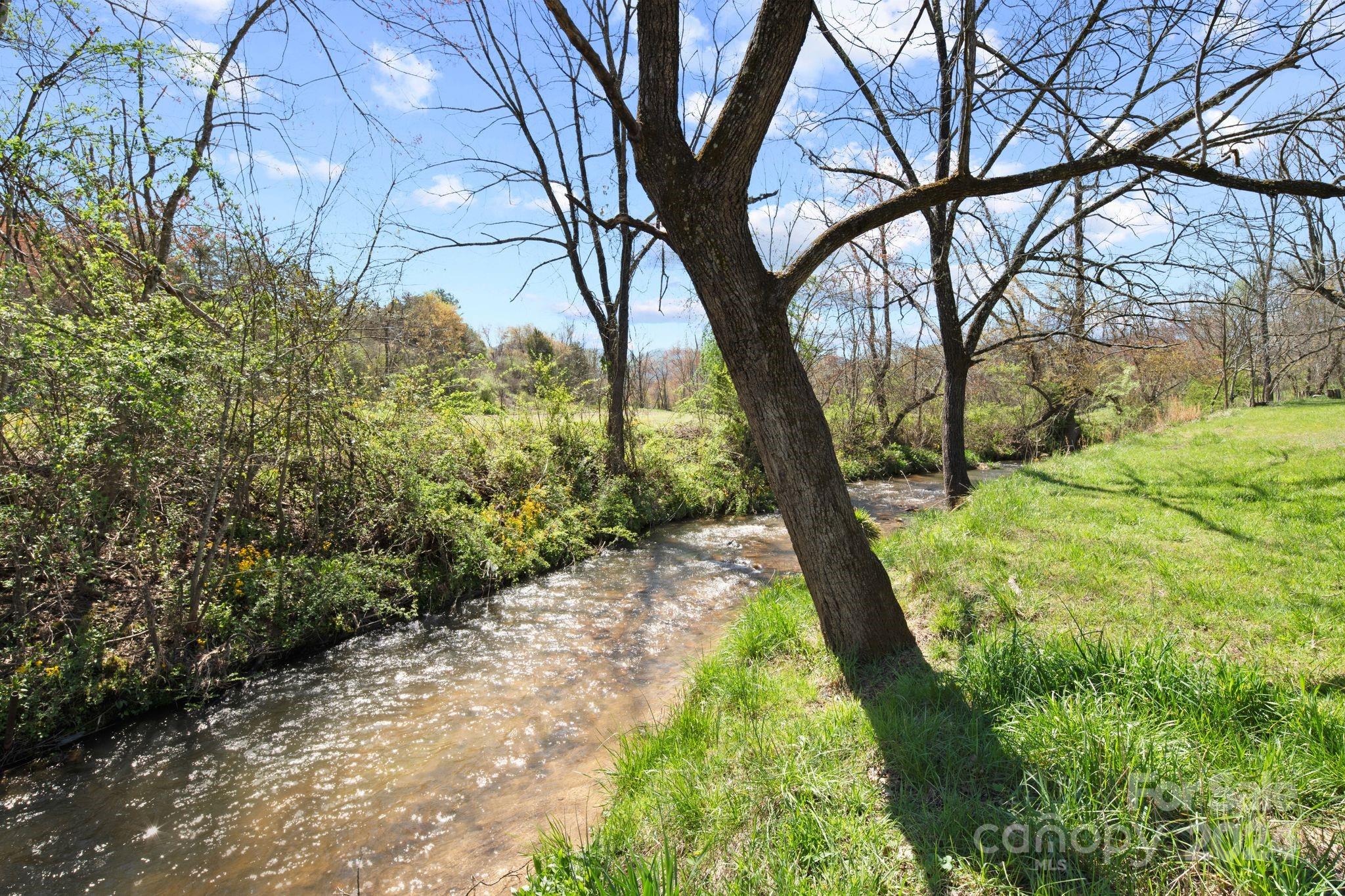8 Bennett Road Candler, NC 28715 - Photo 33 of 43 Gallery Image 33