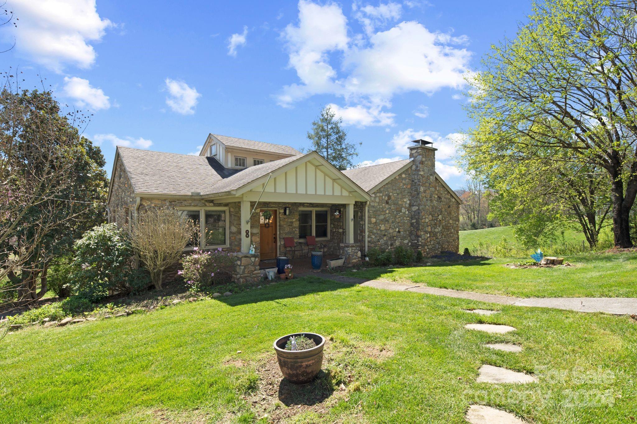 8 Bennett Road Candler, NC 28715 - Photo 38 of 43 Gallery Image 38
