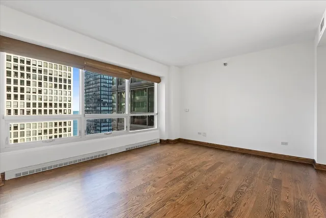 $1,099,000 | 250 East Pearson Street, Unit 1601, Chicago, IL 60611