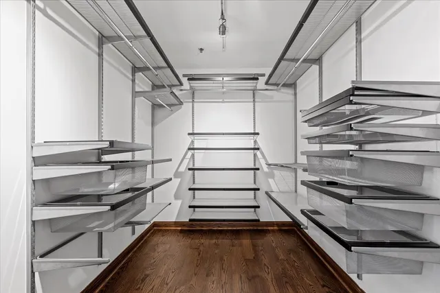 $1,099,000 | 250 East Pearson Street, Unit 1601, Chicago, IL 60611