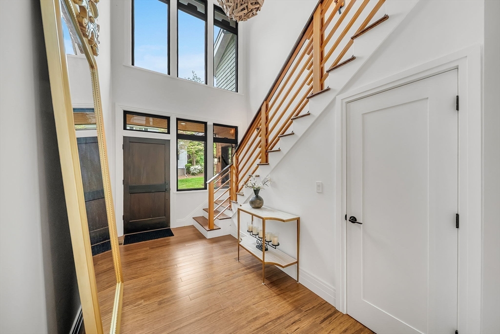 99 Littlefield Road Newton, MA 02459 - Photo 4 of 42