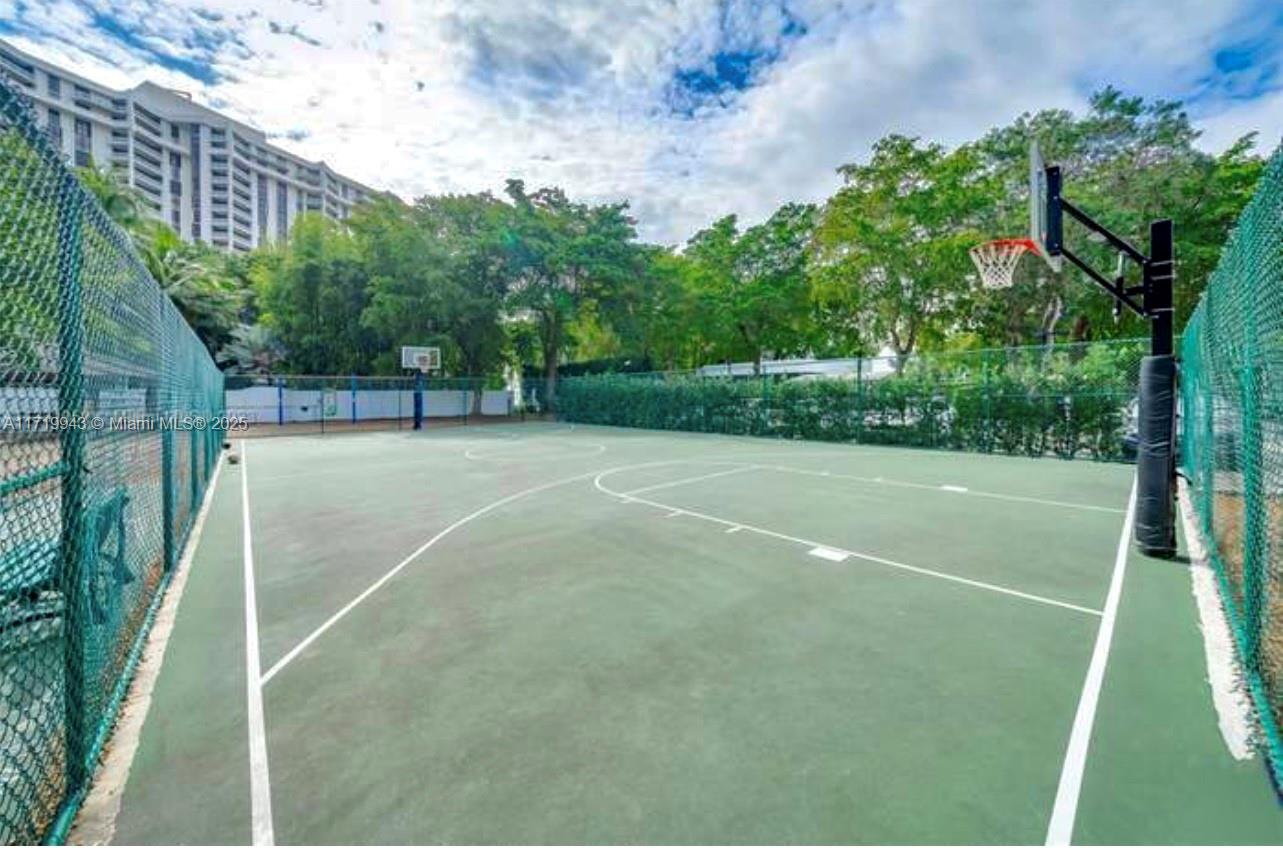 2000 Towerside Terrace, Unit 1508 Miami, FL 33138 - Photo 36 of 41