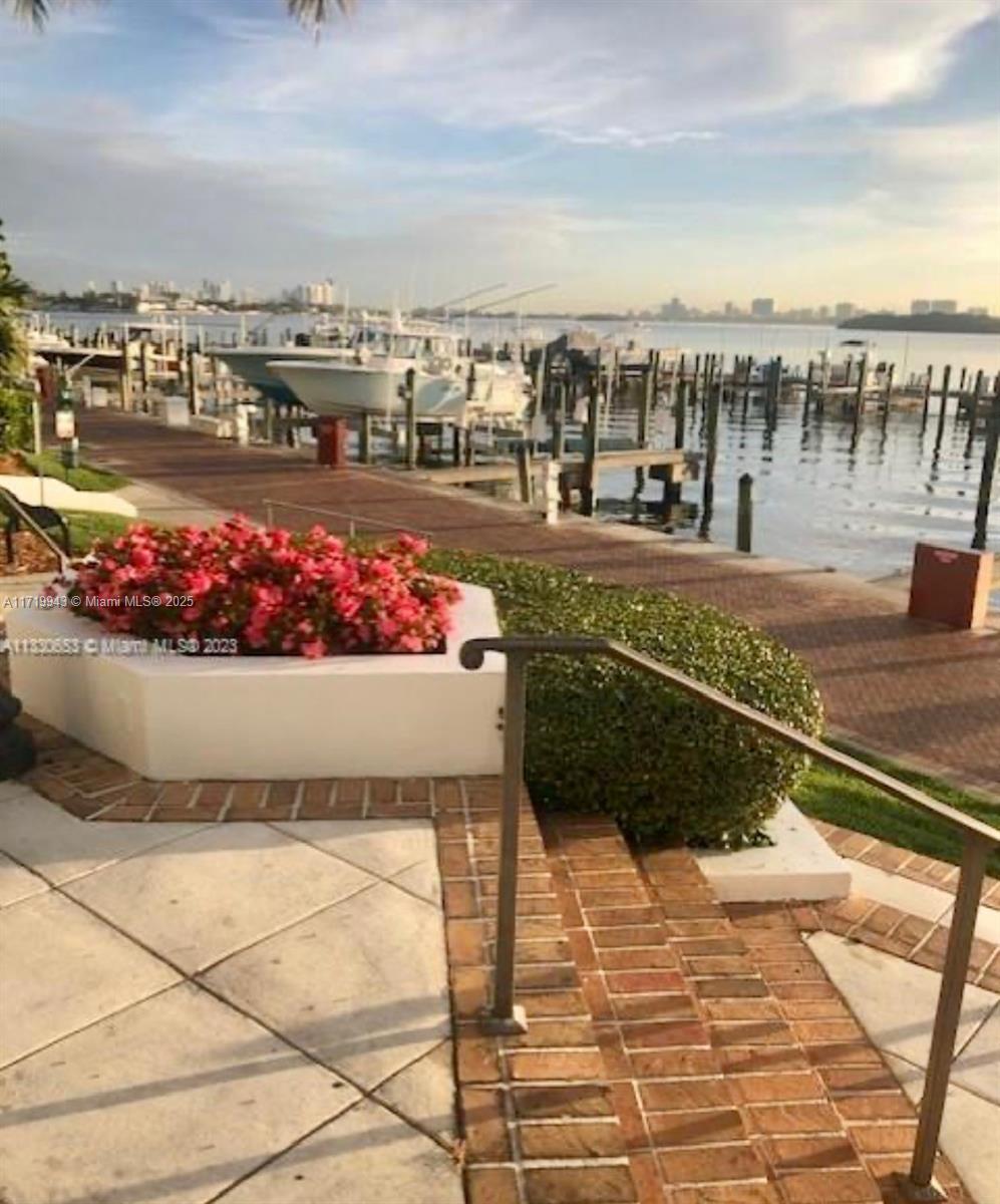 2000 Towerside Terrace, Unit 1508 Miami, FL 33138 - Photo 37 of 41