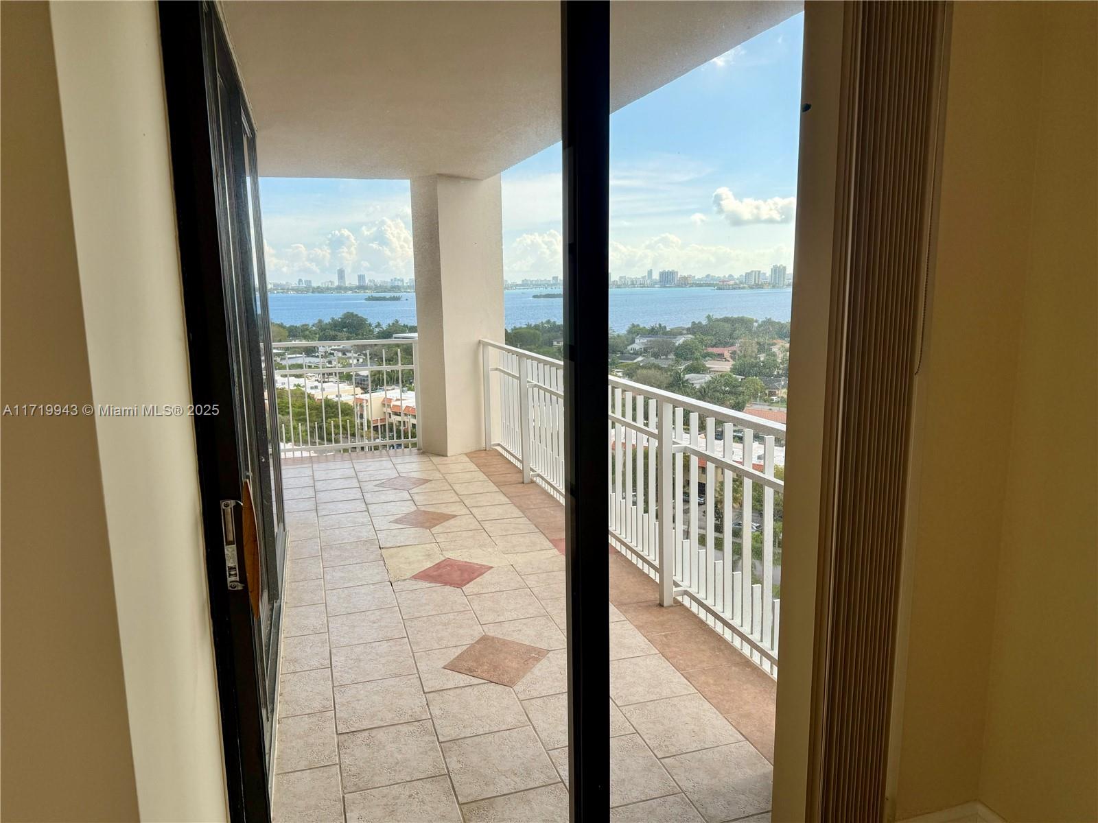 2000 Towerside Terrace, Unit 1508 Miami, FL 33138 - Photo 6 of 41