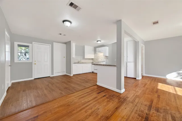 $1,650 | 6127 Beldart Street, Houston, TX 77033