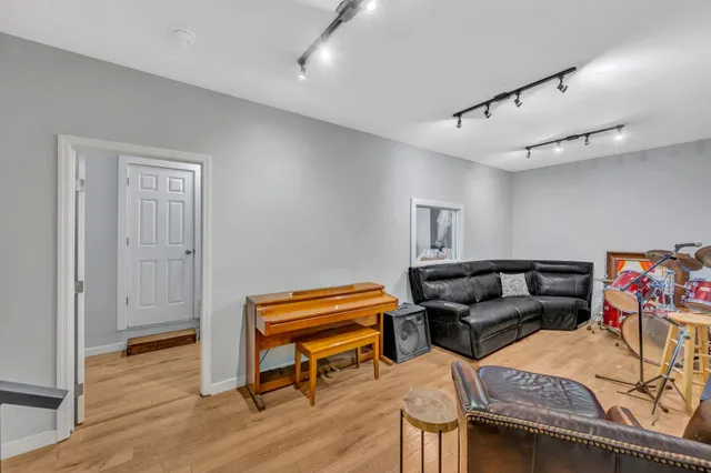 $409,000 | 3815 Barlow Drive, Nashville, TN 37211