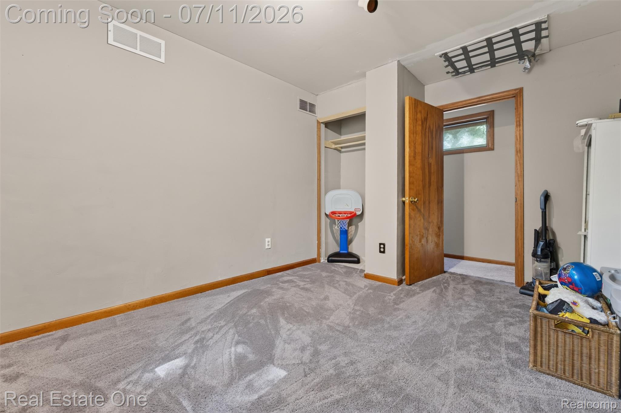 310 South Van Road Holly, MI 48442 - Photo 29 of 67 Bedroom
