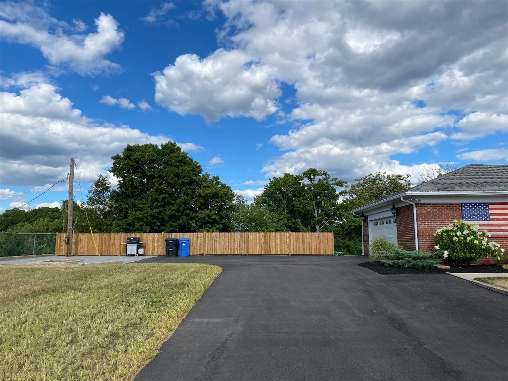 241 West Wrentham Road Cumberland, RI 02864 - Photo 6 of 26