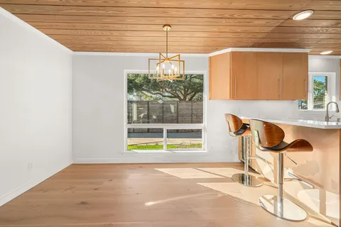 $670,000 | 5747 Jackwood Street, Houston, TX 77096