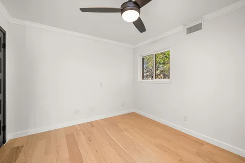$670,000 | 5747 Jackwood Street, Houston, TX 77096
