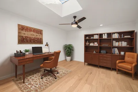 $670,000 | 5747 Jackwood Street, Houston, TX 77096
