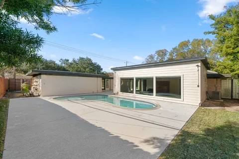 $670,000 | 5747 Jackwood Street, Houston, TX 77096